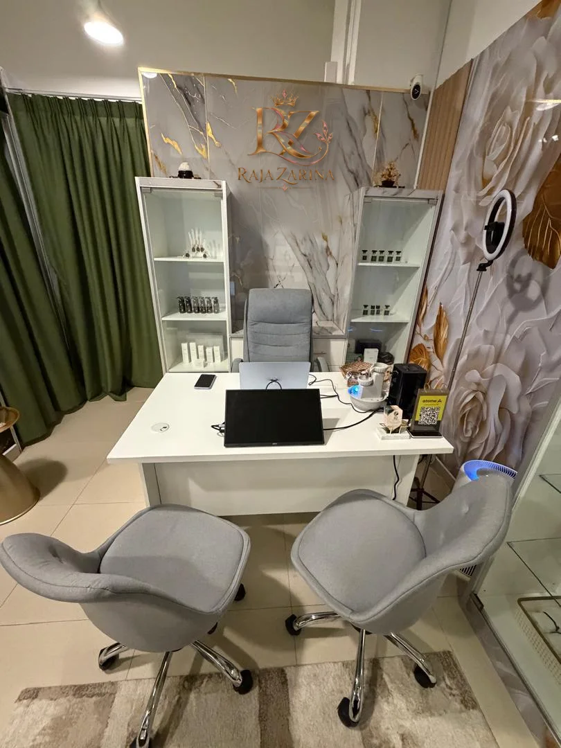 Ruang konsultasi di RZ Health &amp; Beauty, Putrajaya